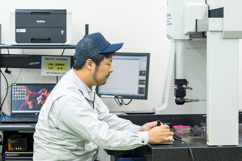 製造管理部 M.H.